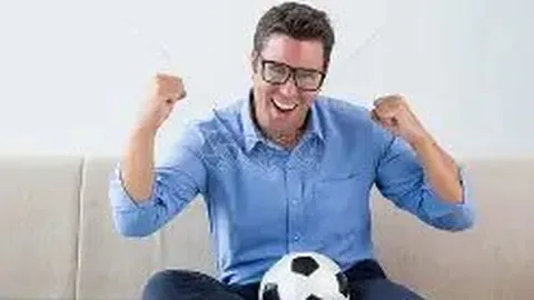 霍伊伦狂欢庆祝，马卡报全图呈现：喜悦满满Siuiiiiiiiiuuuuuuuuuu